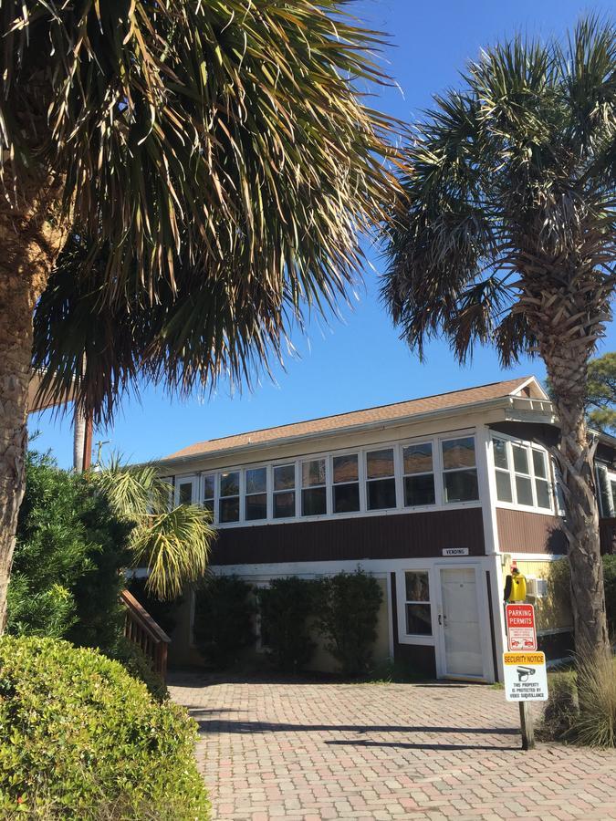 Holliday Inn Of Folly Beach Exterior photo