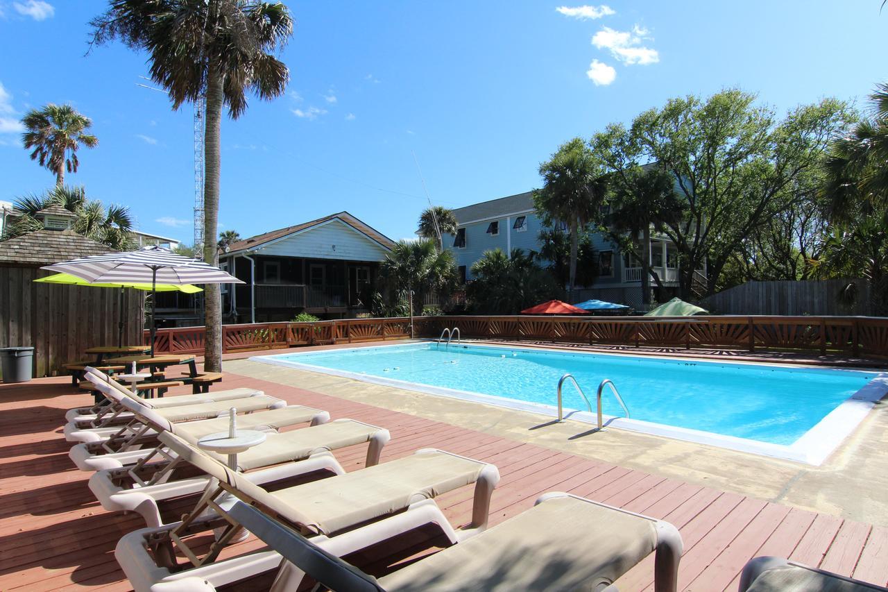 Holliday Inn Of Folly Beach Exterior photo