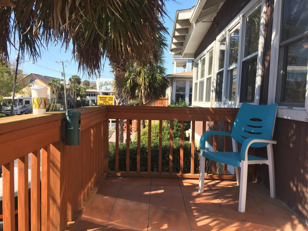 Holliday Inn Of Folly Beach Exterior photo