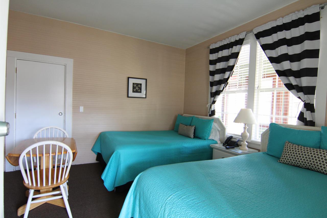 Holliday Inn Of Folly Beach Exterior photo